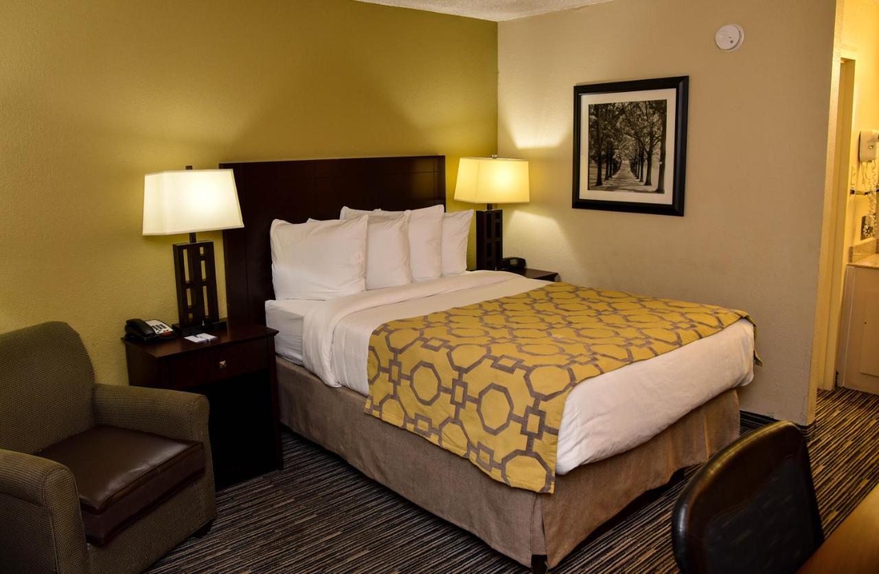 Baymont By Wyndham Columbus Ga Hotel Exterior photo