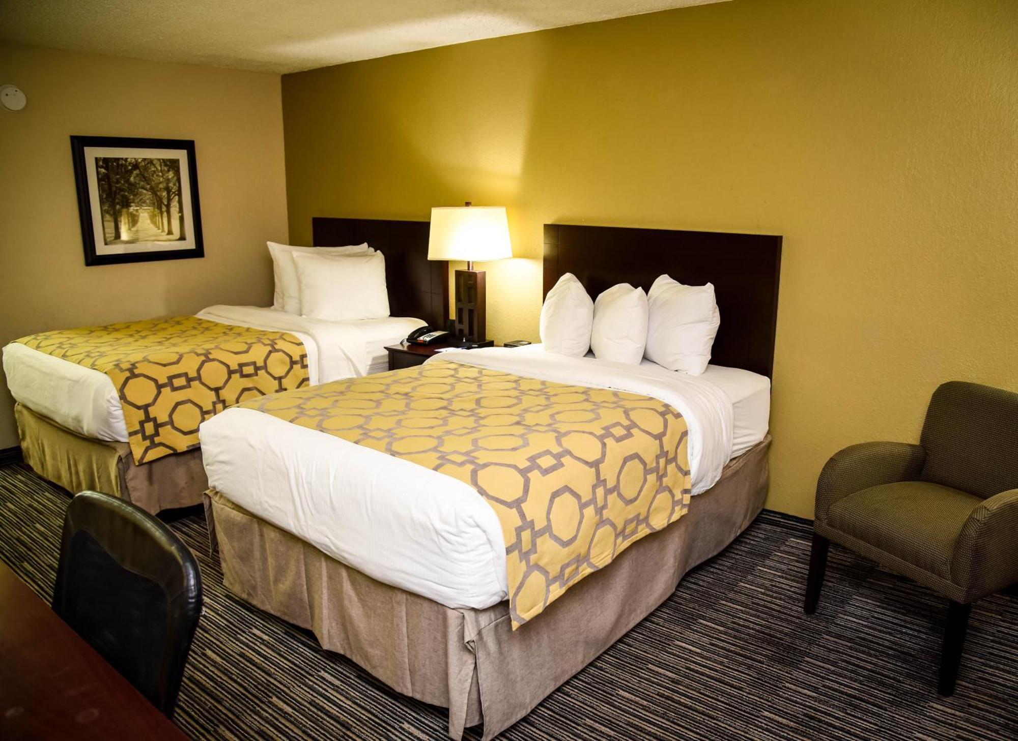 Baymont By Wyndham Columbus Ga Hotel Room photo