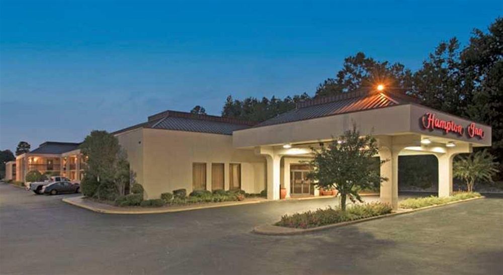 Baymont By Wyndham Columbus Ga Hotel Exterior photo
